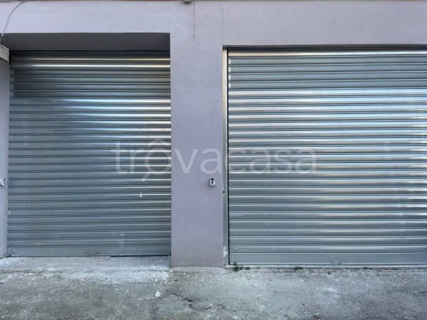 locale commerciale in vendita a Bellizzi