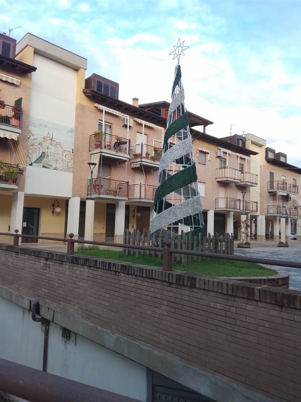 locale commerciale in vendita a Bellizzi