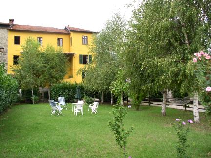 casa indipendente in vendita a Cortemilia