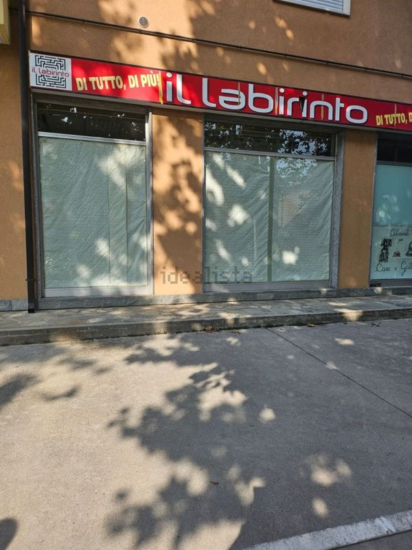 locale commerciale in vendita a Cortemilia