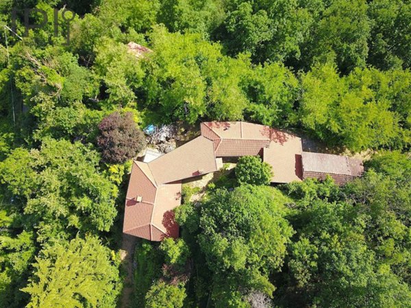 casa indipendente in vendita a Cortemilia