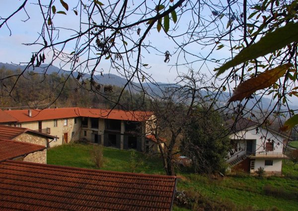 casale in vendita a Cortemilia