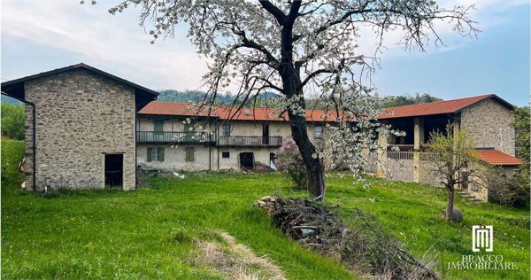 casale in vendita a Cortemilia