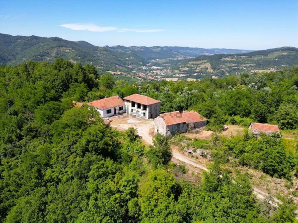casale in vendita a Cortemilia
