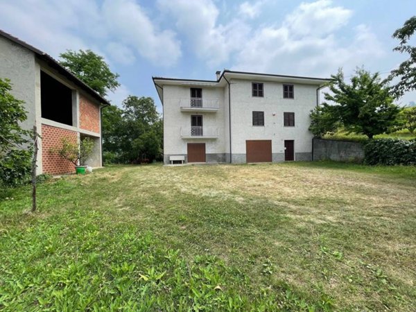 casa indipendente in vendita a Cossano Belbo