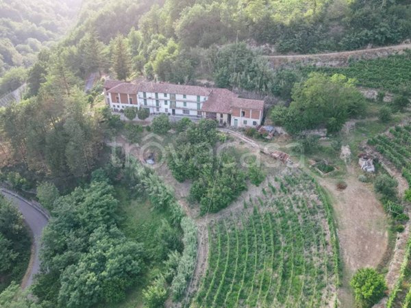 casa indipendente in vendita a Cossano Belbo