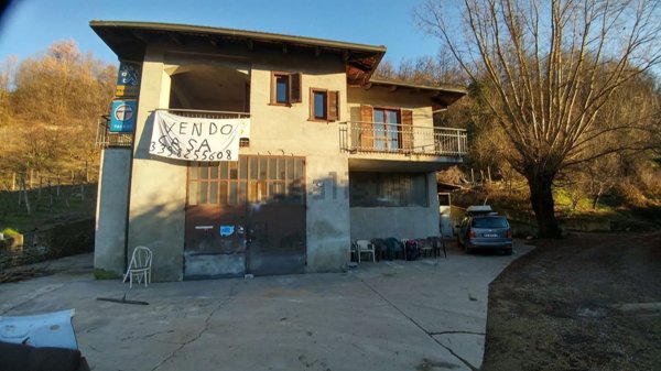 casa indipendente in vendita a Cossano Belbo