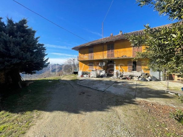 casa indipendente in vendita a Cossano Belbo