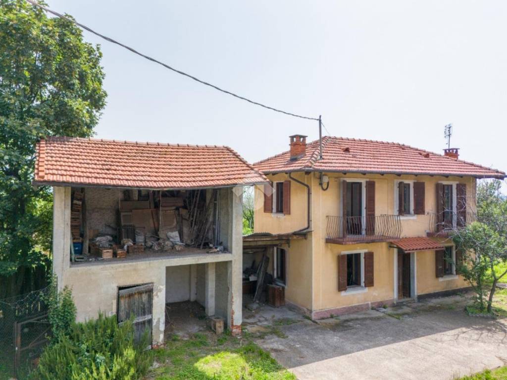 casa indipendente in vendita a Costigliole Saluzzo