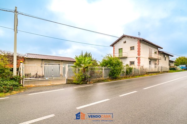 casa indipendente in vendita a Costigliole Saluzzo