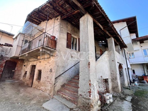 casa indipendente in vendita a Costigliole Saluzzo