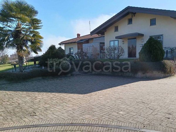 casa indipendente in vendita a Costigliole Saluzzo