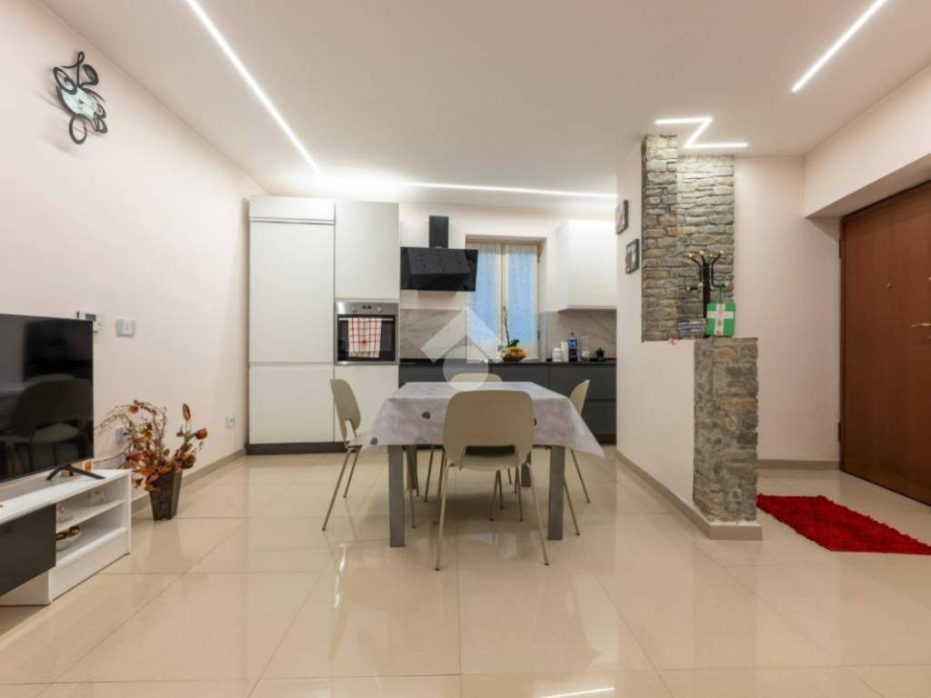 casa indipendente in vendita a Costigliole Saluzzo