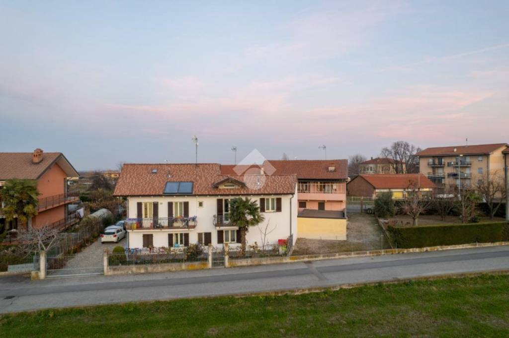 casa indipendente in vendita a Costigliole Saluzzo