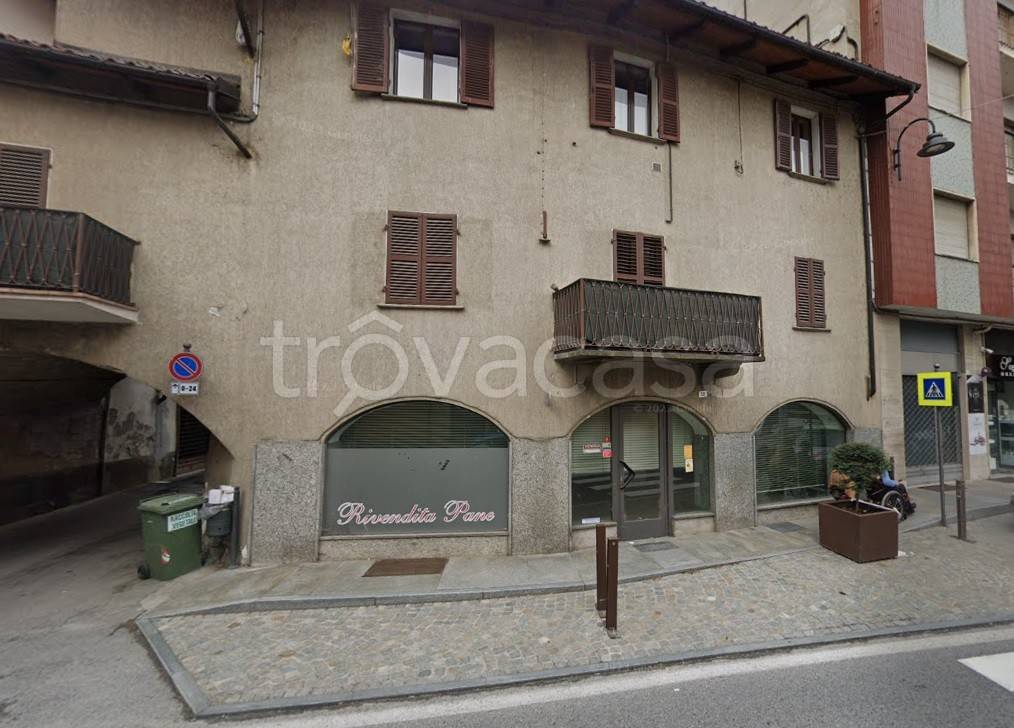 negozio in vendita a Costigliole Saluzzo