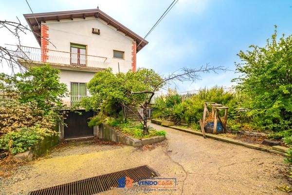 casa indipendente in vendita a Costigliole Saluzzo