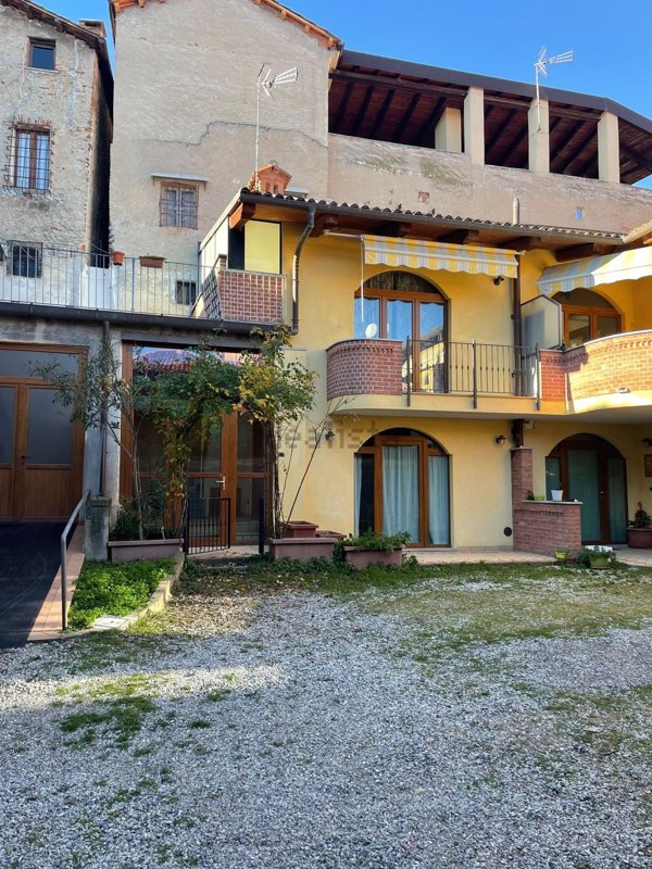 appartamento in vendita a Costigliole Saluzzo