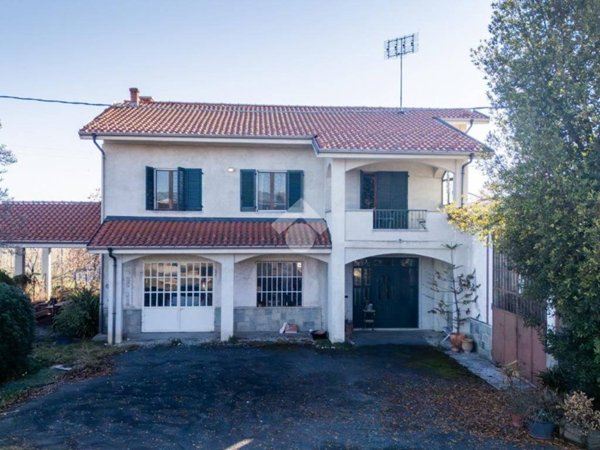 casa indipendente in vendita a Costigliole Saluzzo
