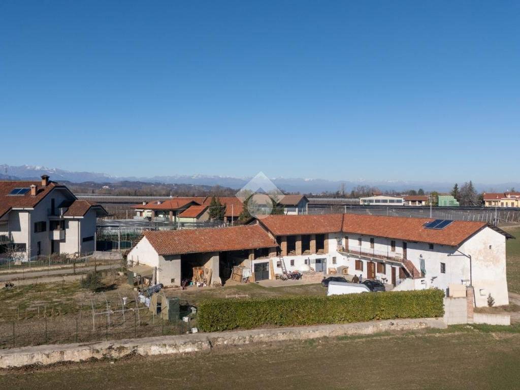 casa indipendente in vendita a Costigliole Saluzzo