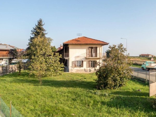 casa indipendente in vendita a Costigliole Saluzzo