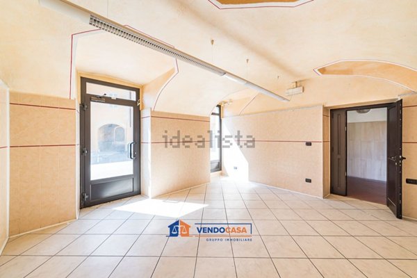 locale commerciale in vendita a Costigliole Saluzzo