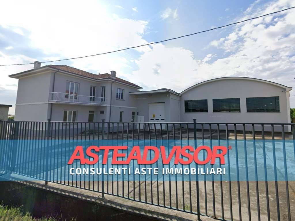 locale commerciale in vendita a Costigliole Saluzzo