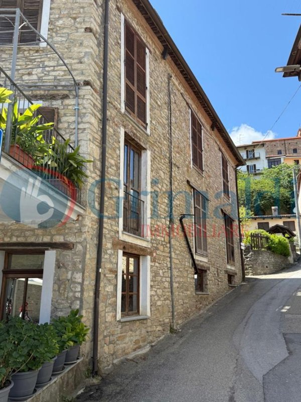 appartamento in vendita a Cravanzana