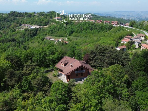 casa indipendente in vendita a Cravanzana