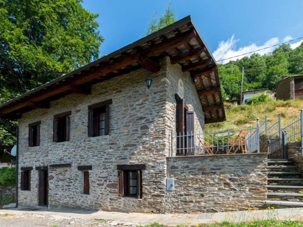 casa indipendente in vendita a Crissolo