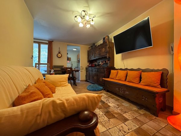 appartamento in vendita a Crissolo