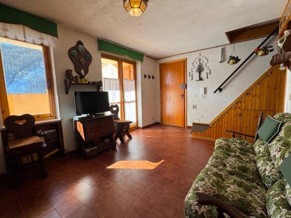 appartamento in vendita a Crissolo