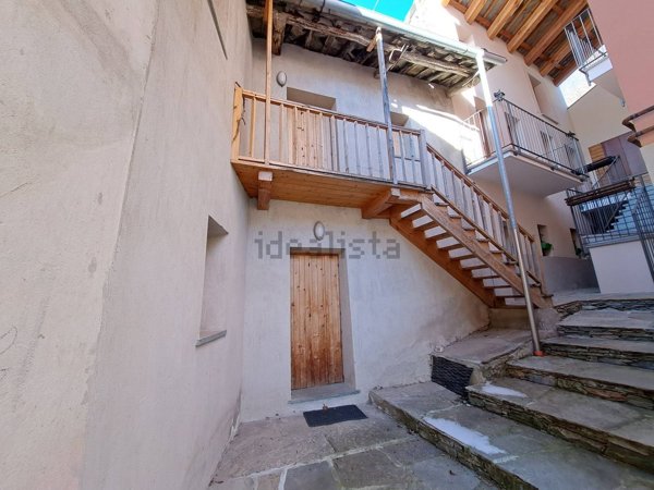 appartamento in vendita a Crissolo