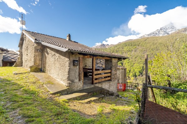casa semindipendente in vendita a Crissolo