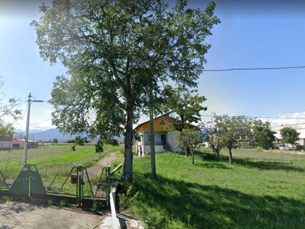 casa indipendente in vendita a Cuneo in zona Madonna delle Grazie
