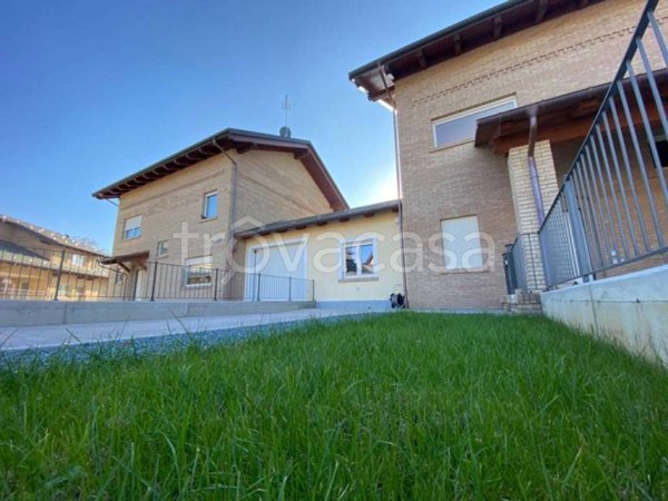 casa indipendente in vendita a Cuneo in zona Cerialdo