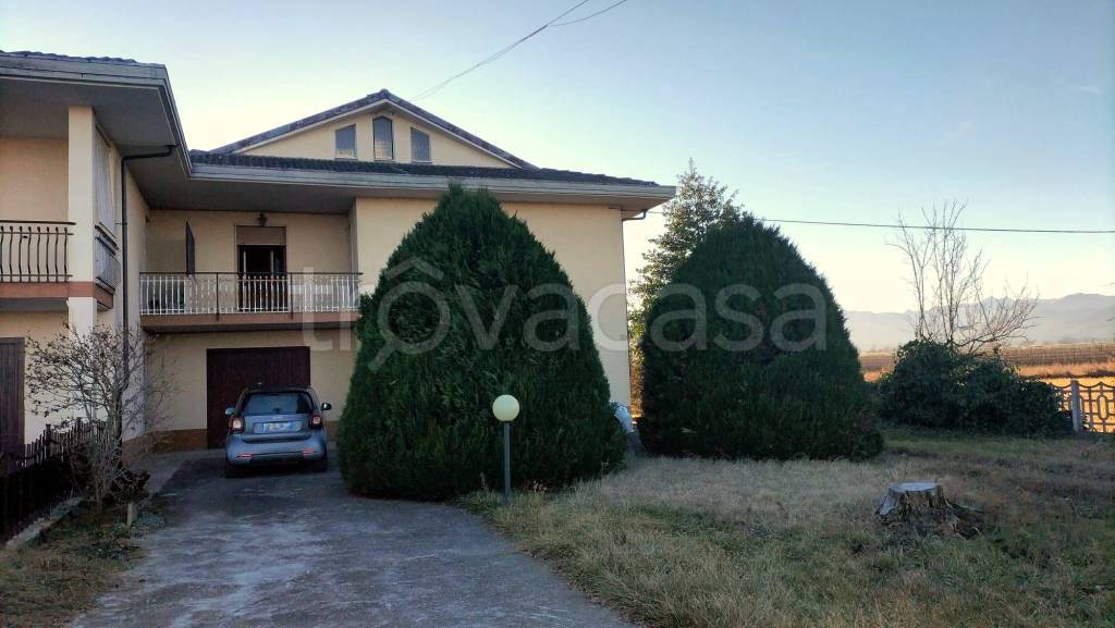 casa indipendente in vendita a Cuneo in zona Madonna dell'Olmo