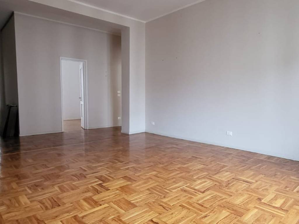 appartamento in vendita a Cuneo in zona Centro Città