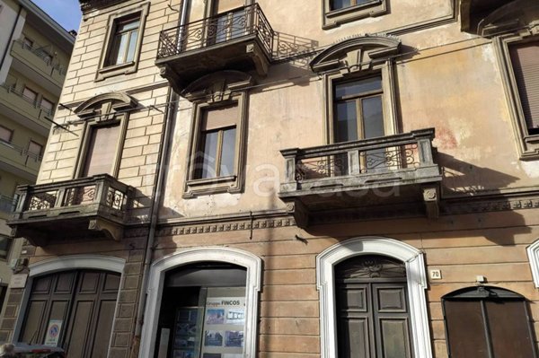 casa indipendente in vendita a Cuneo in zona Centro Città
