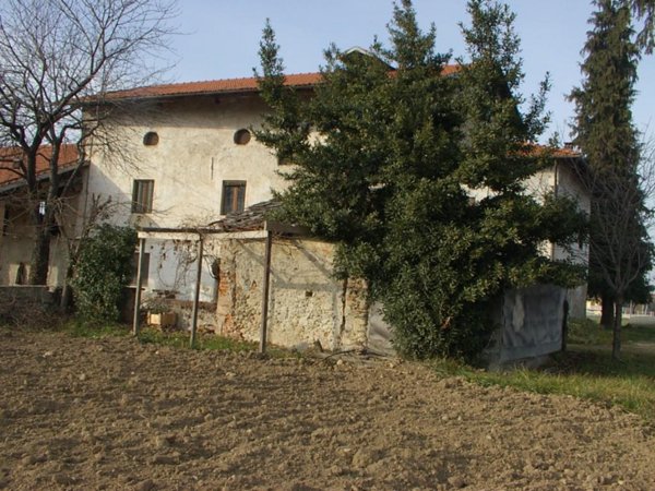 casa indipendente in vendita a Cuneo in zona Spinetta