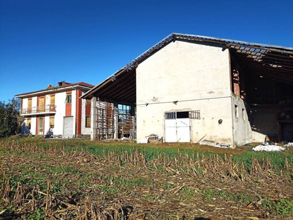 casa indipendente in vendita a Cuneo in zona Madonna dell'Olmo