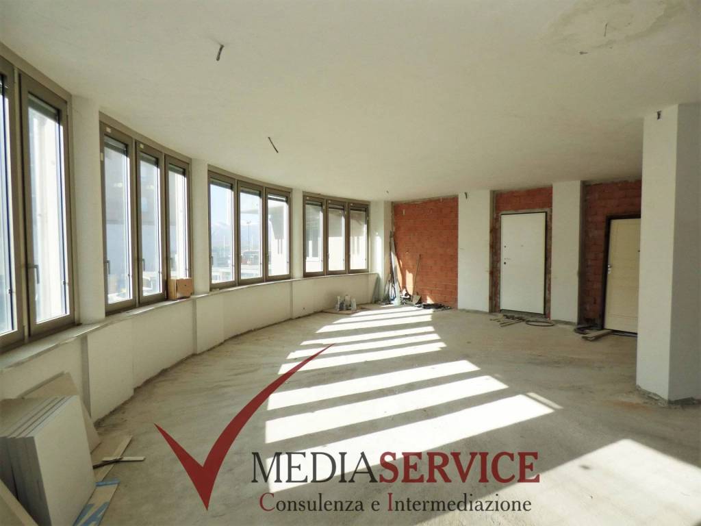 ufficio in vendita a Cuneo in zona Centro Città