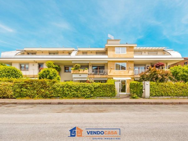 appartamento in vendita a Cuneo in zona Viale degli Angeli