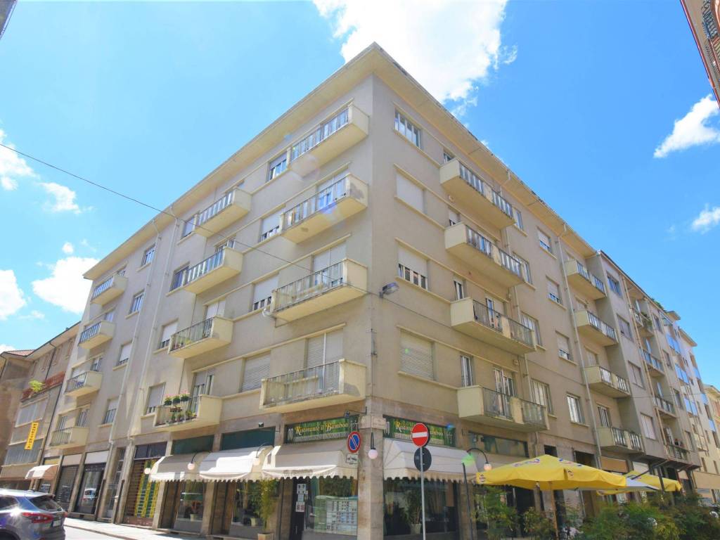 appartamento in vendita a Cuneo in zona Centro Città