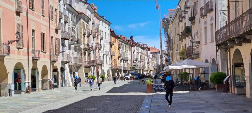 appartamento in vendita a Cuneo in zona Centro Città