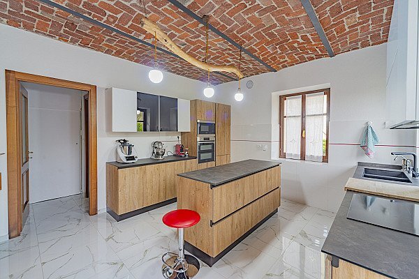 casa indipendente in vendita a Cuneo