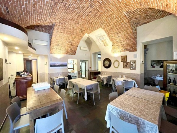 negozio in vendita a Cuneo in zona Centro Città