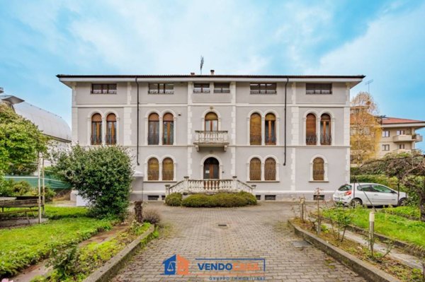 appartamento in vendita a Cuneo in zona Viale degli Angeli