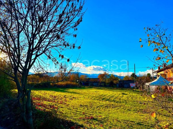 terreno agricolo in vendita a Cuneo in zona Cerialdo