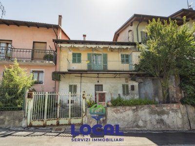 casa indipendente in vendita a Cuneo in zona Madonna delle Grazie