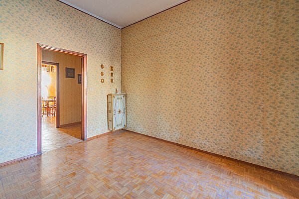 casa indipendente in vendita a Cuneo in zona Centro Città